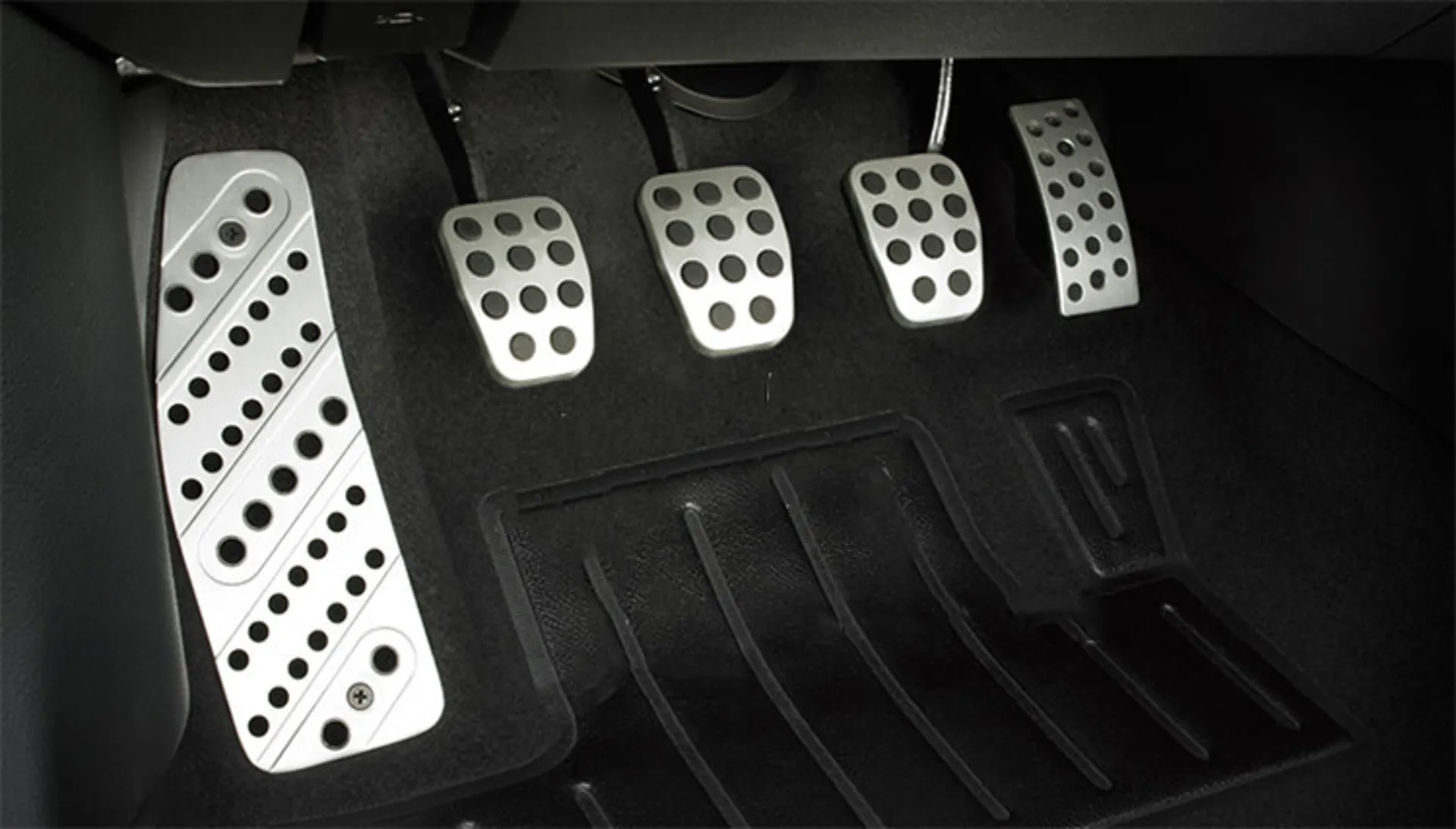 گیربکس DCT دوکلاچه چیست و چه ویژگی‌هایی دارد؟