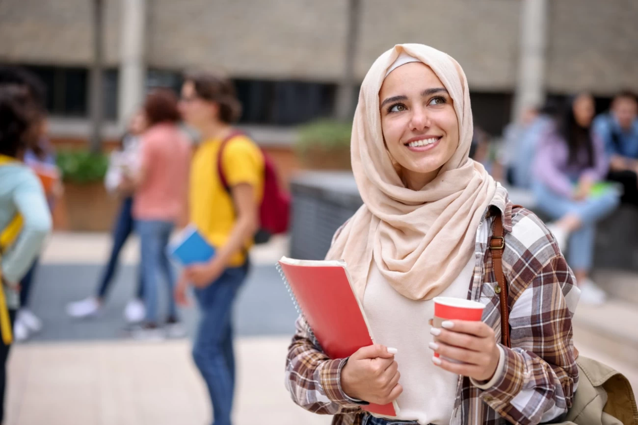 آیا بدون مدرک زبان میتوان مهاجرت کرد