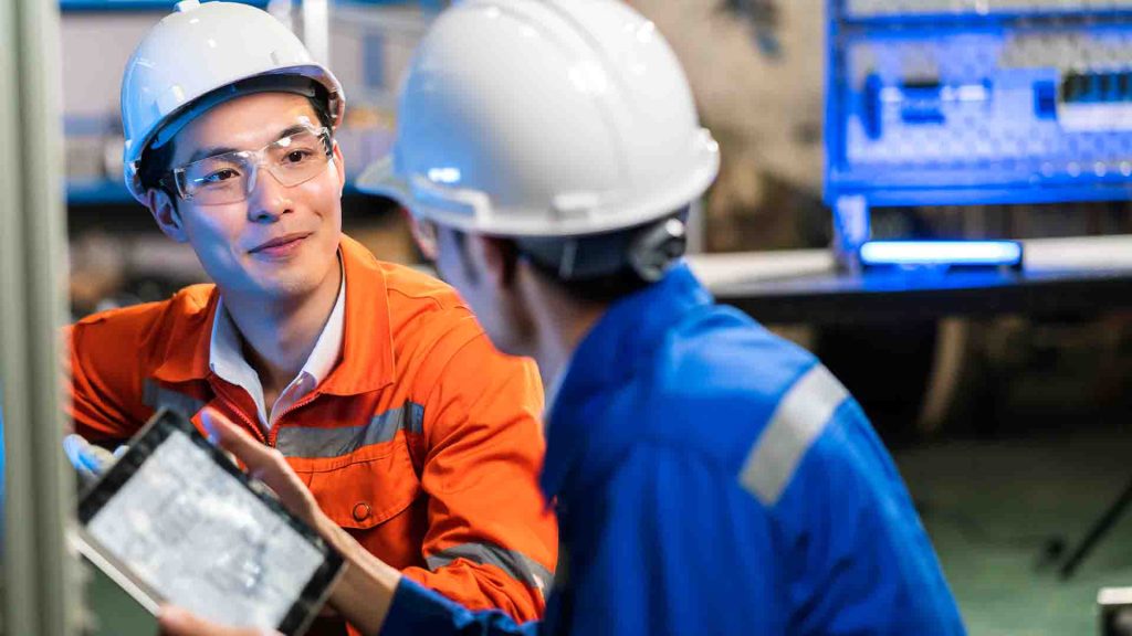 بهترین رشته‌های فنی حرفه‌ای برای مهاجرت در سال 2025