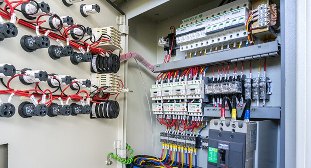 تفاوت برق صنعتی و برق ساختمان